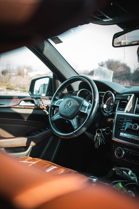 Mercedes-Benz ML 250 BlueTEC | 2013 | Piele + Memorii | Trapă |