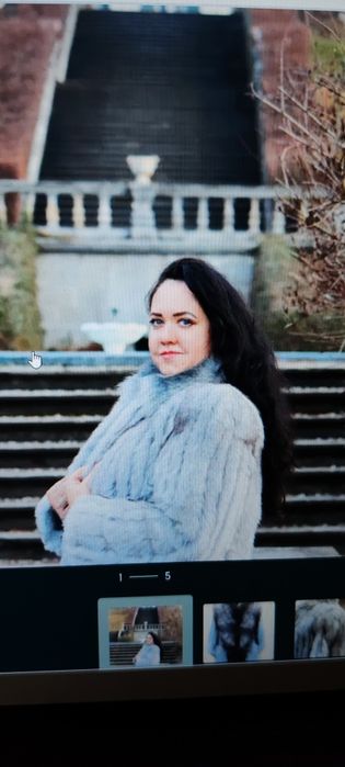 FASCINATIA ELEGANTEI ! Haina de blana clasa lux.