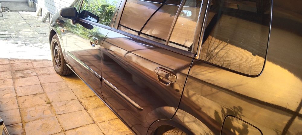 Продам машину mazda primacy