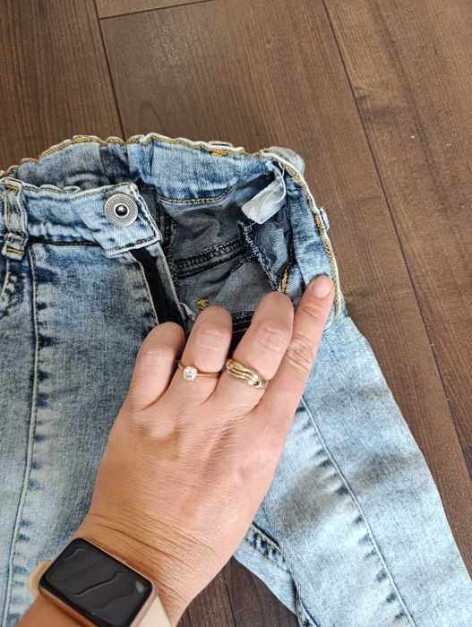 Дънки за малка госпожица