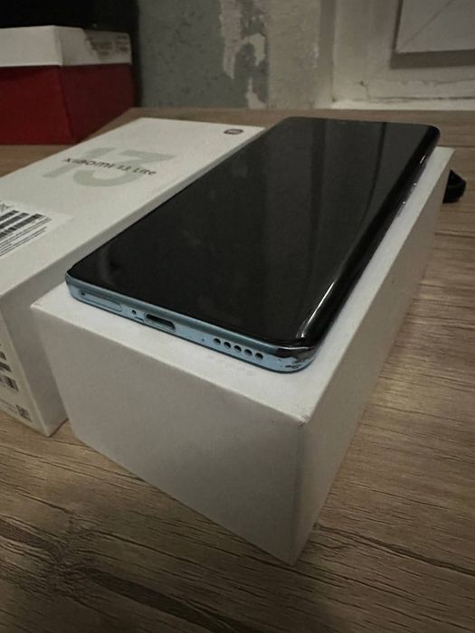 Xiaomi Mi 13 Lite 256 gb 5G dual sim ideal