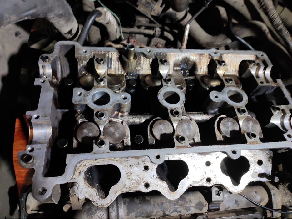 Продам двигатель и коробку Mazda Xedos 6