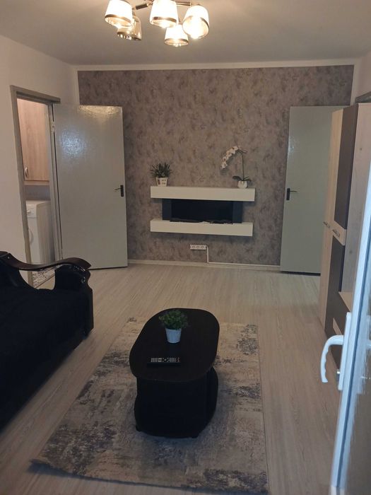 Propietar ofer spre închiriere apartament cu 2 camere  in Noua