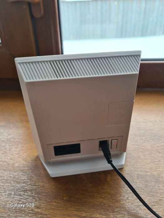 Продам роутер Алтел с симкой.