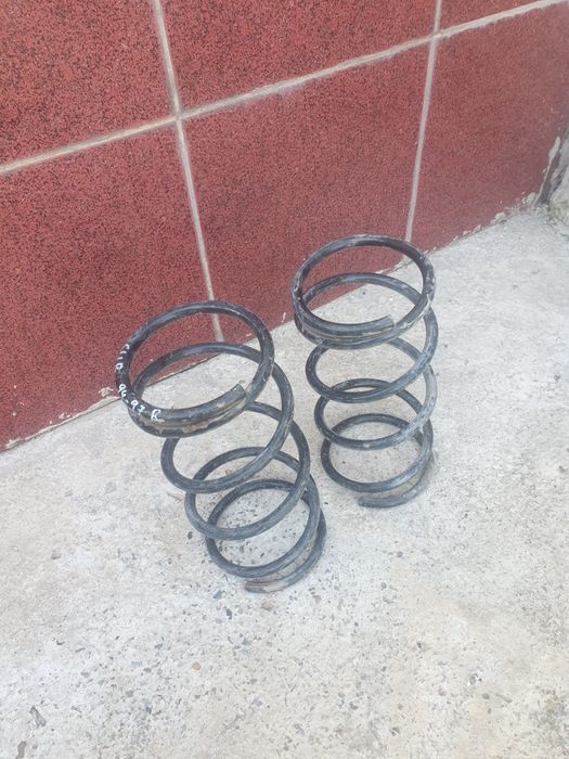 Пружины задние Субару легаси