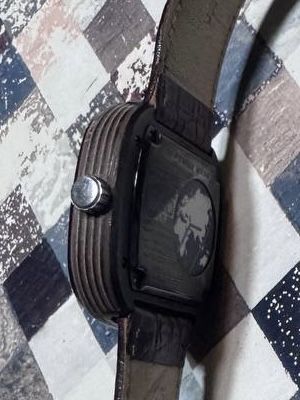 Часы Sevenfriday