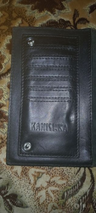 Кошелёк от бренда Kanishka.