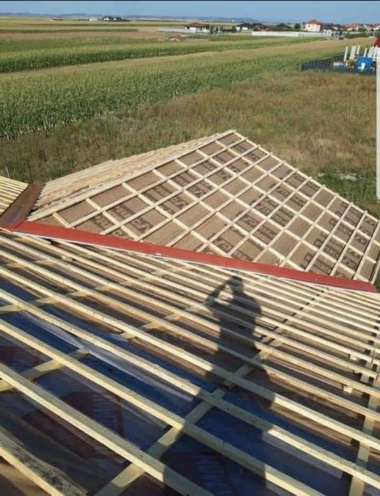 Reparații acoperișuri tigla ceramica