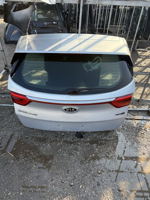 Заден капак за KIA SPORTAGE 2017год.