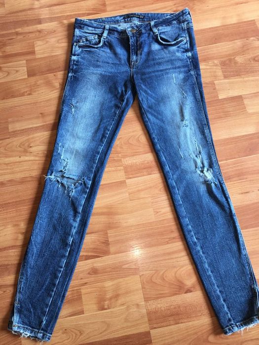 Blugi zara marimea M