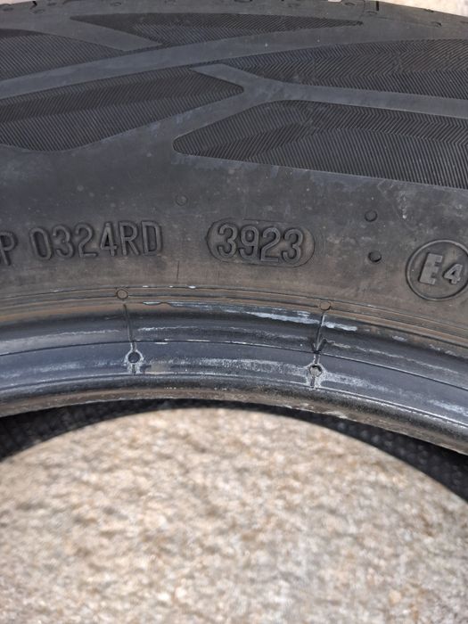 215 55 17 Continental EcoContact 6 94V  Dot. 23