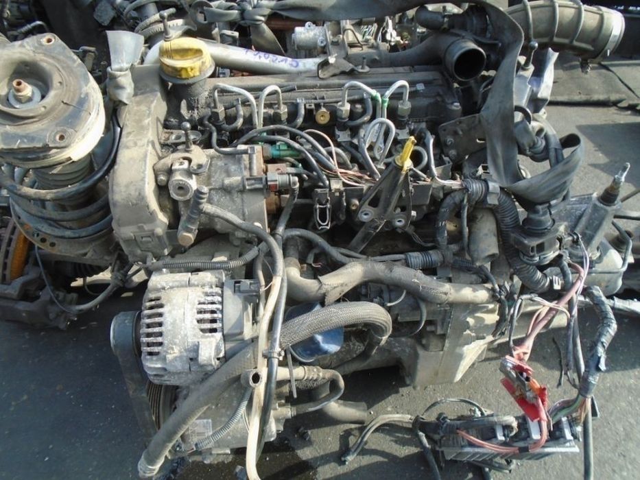Motor Dacia Logan 1.5 DCI E4 din 2006 ,CU SET INJECTOARE+POMPA INALTA