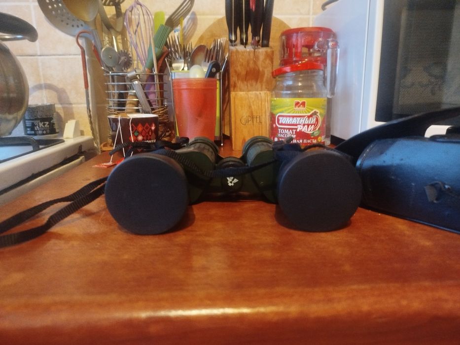 Продам бинокль в хорошем состоянии