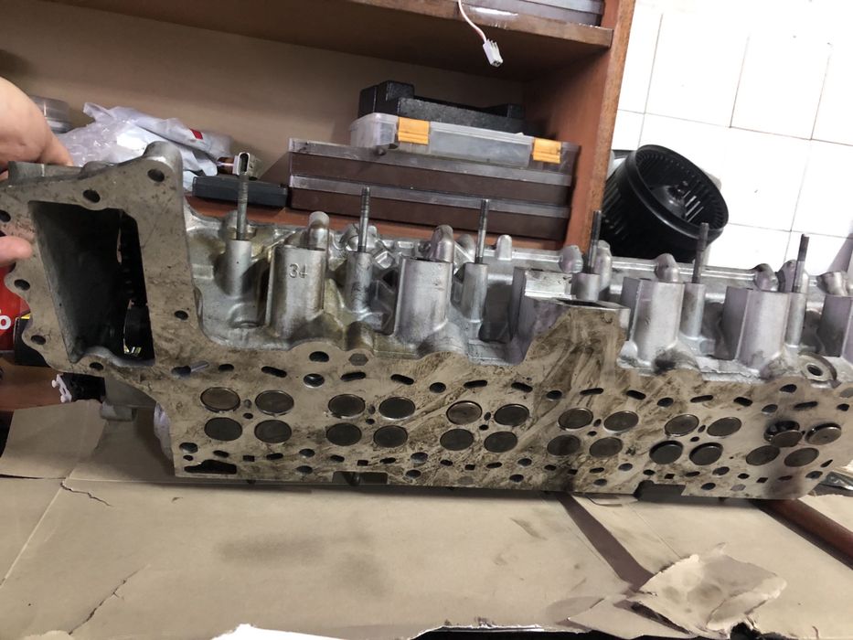 Глава за БМВ 218 кс 3.0 дизел