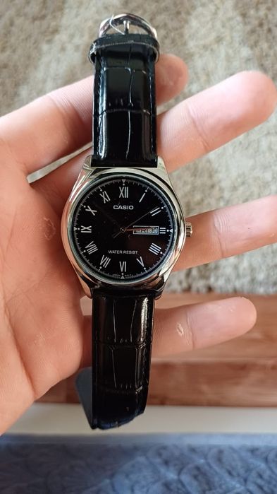 2 пары часов Casio