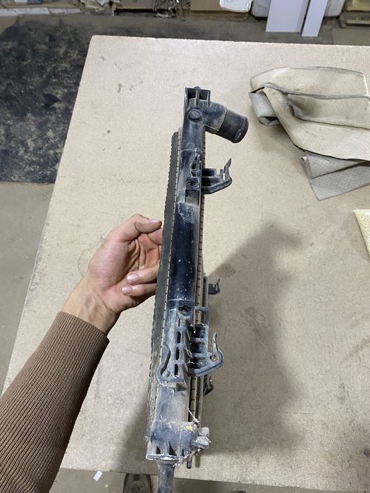 Радиатор Kia Rio 2014 года