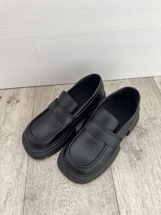 туфли  женские черные новые