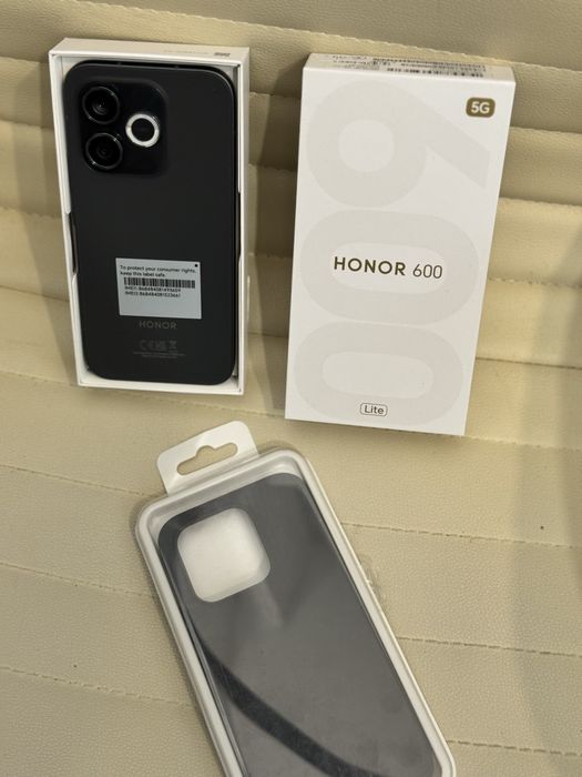 Honor 600 Lite, 8gb ram, 256GB 5G Velvet Black , nou , cutie , in tiple