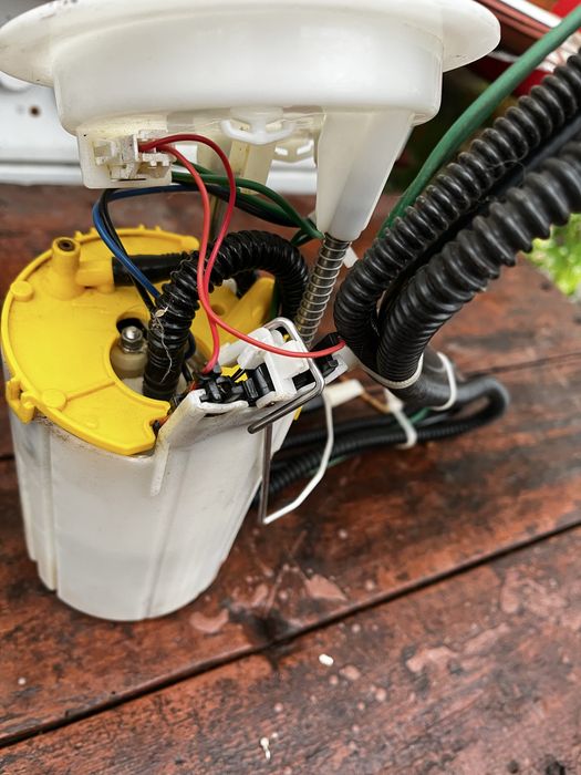 Горивна помпа за BMW e61