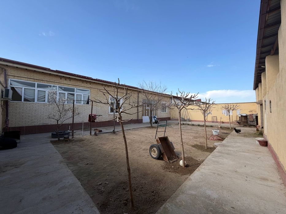 Тезкор сотувда евро ремонт уй Лимонарияда Университетни оркасида уй