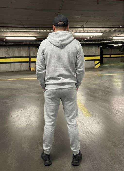 Мъжки спортни дрехи