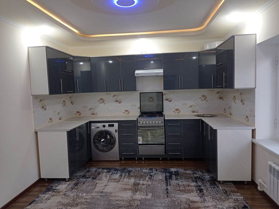 Кухинни мебели шкаф