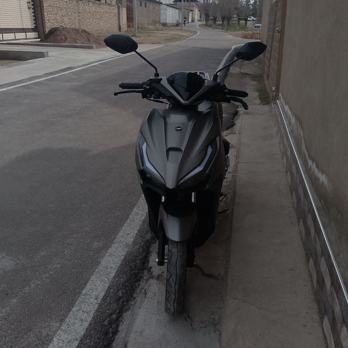 Skuter sotiladi hali yengi gst mator