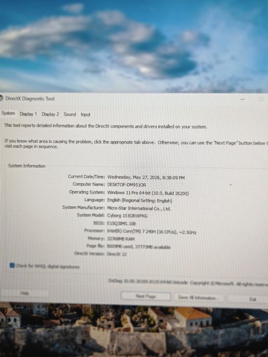 Vând laptop msi cyborg