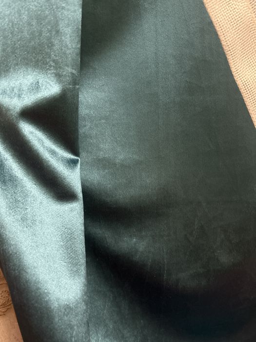 barxat material izumrud rangda