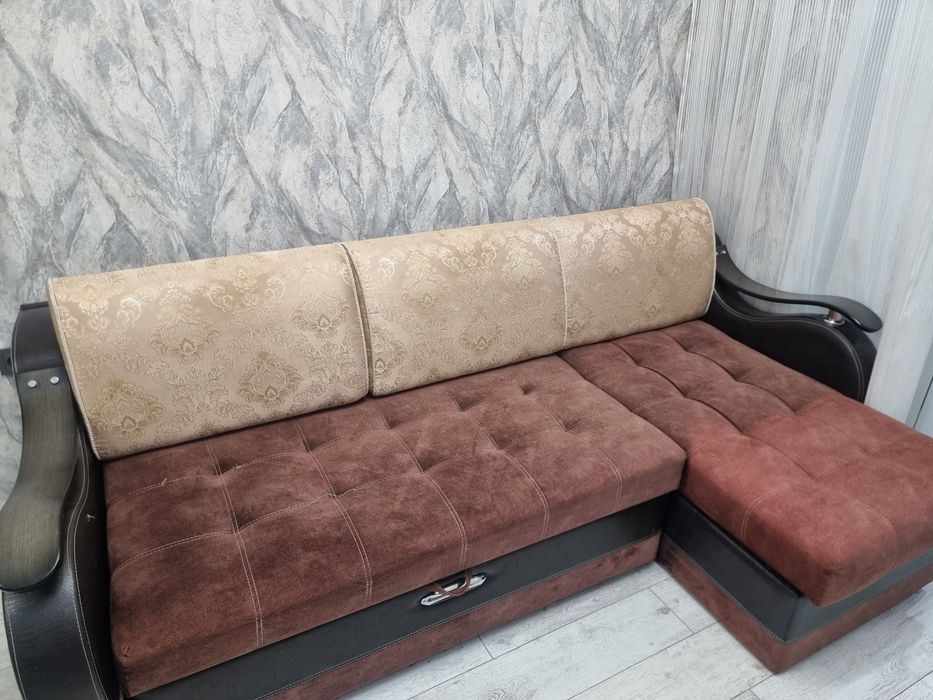 Продам хороший диван