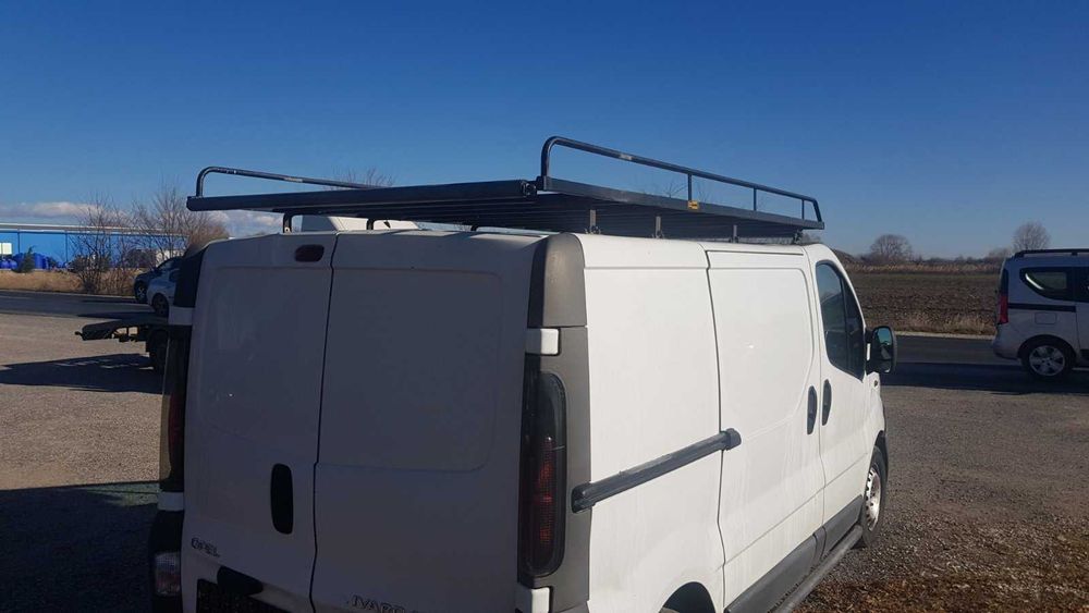 opel vivaro 1.9 sdti 2004g.