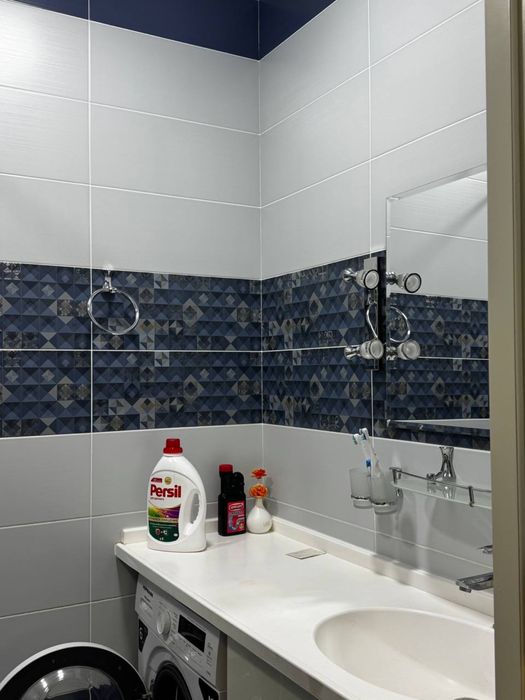 Сдается в Аренду 3-х Комнатная Квартира Рядом С Новза Метро