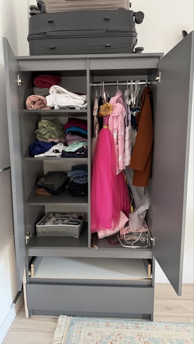 Шкаф для детской одежды