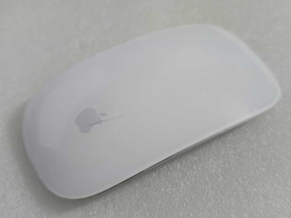 Apple Magic Mouse 2 Model A1657 EMC 2923 Bluetooth Wireless 5V 1A