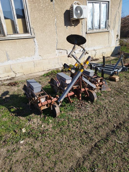 Булгар 224 на части .Двигател AKME и части от AKME 16 както и части за