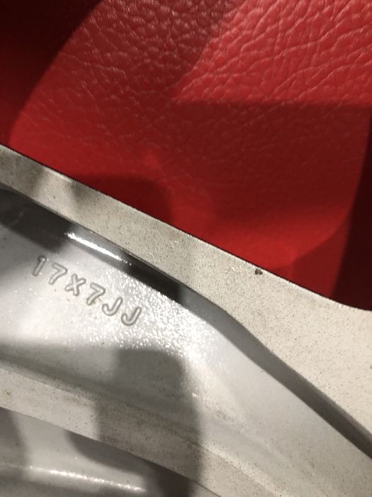 Оригинални джанти Subaru 5x100 17цола.