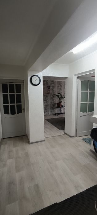 Продам трёх комнатную квартиру