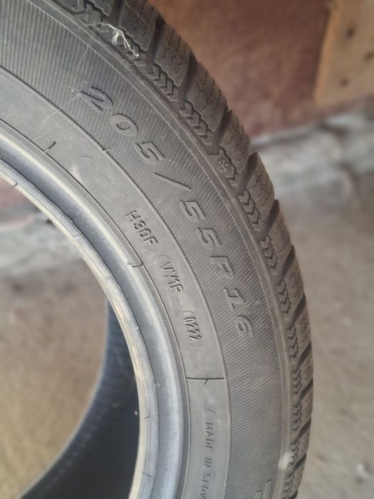 Vand 4 anvelope de iarna DEBICA