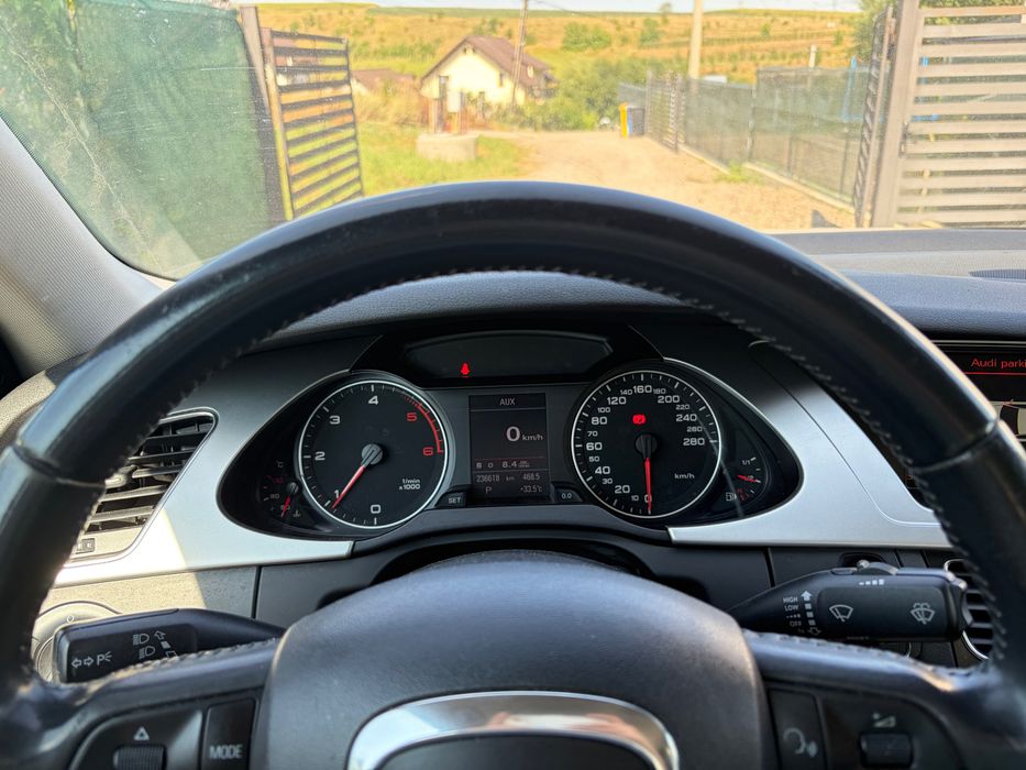 Audi avant a4 b8 2.0 tdi 2009 236.700km