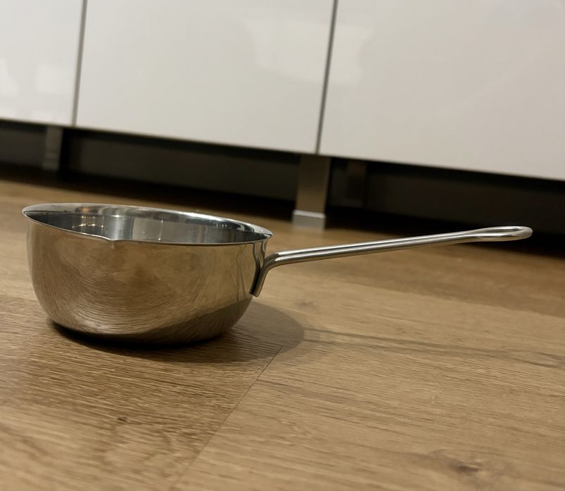 Касерола/сосиера на WMF Cromargan 18/10 с дълга дръжка и чучур