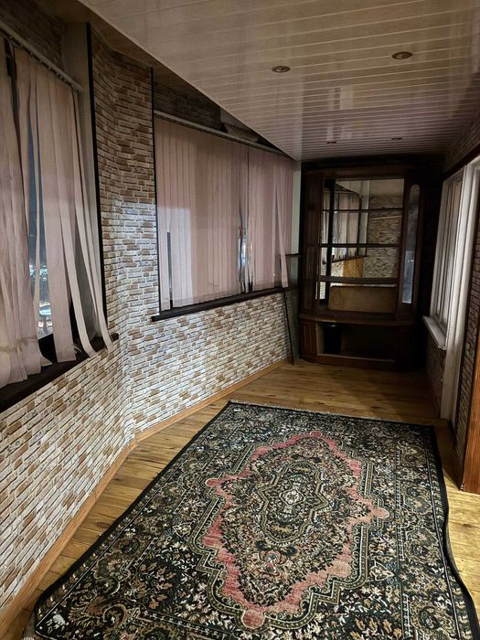 Продается 3/6/9; Юнусабад 2-кв. 33-дом; 90 кв.м. + 23 кв.м. 2 балкона