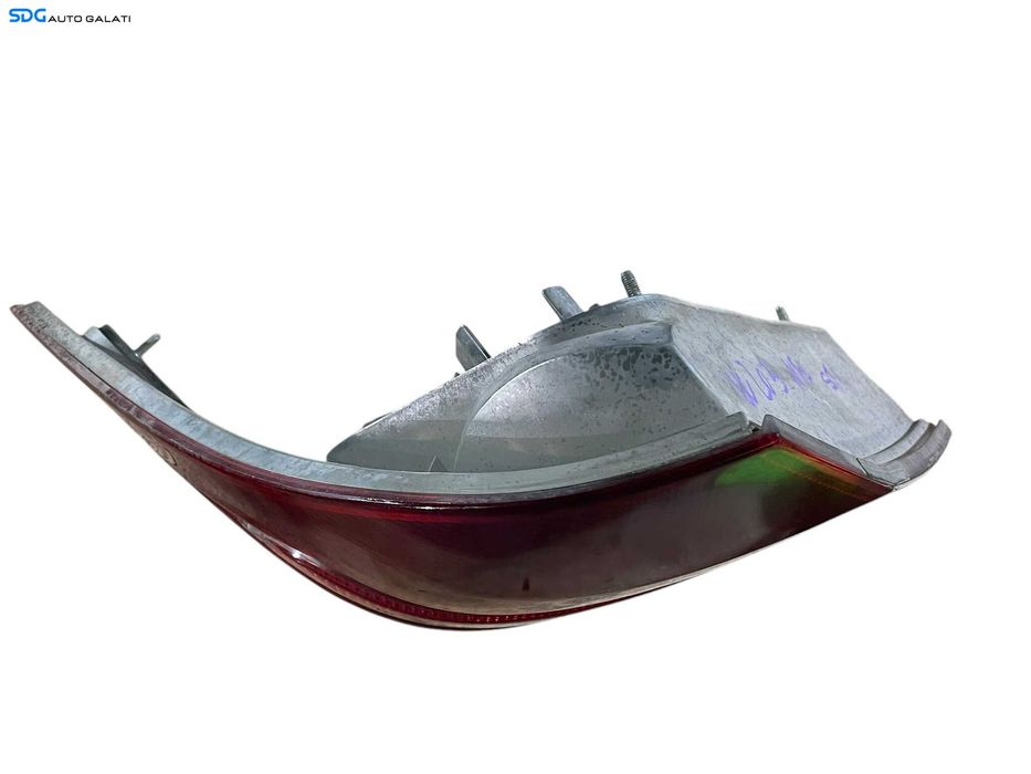 Stop Lampa Tripla Stanga Mercedes Clasa C Class W203 2001 - 2004 [LR0236]