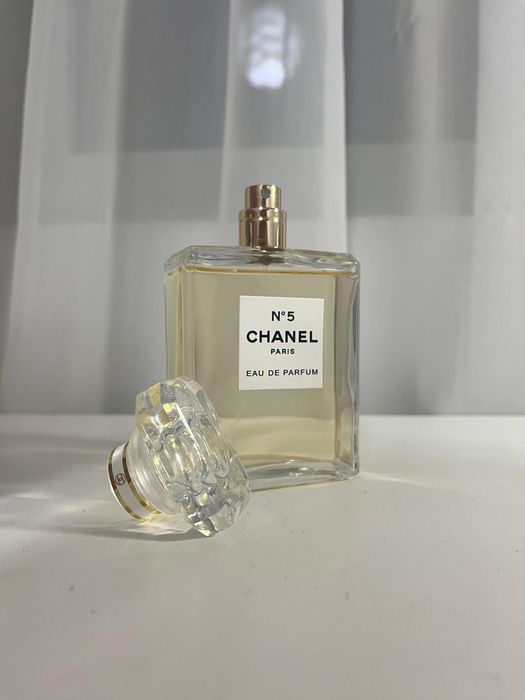 Apa de parfum chanel 5