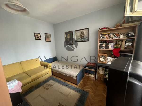 Продава се Тристаен апартамент в Пловдив, Център - 90 кв.м за 1889 €/кв.м - Снимка #2