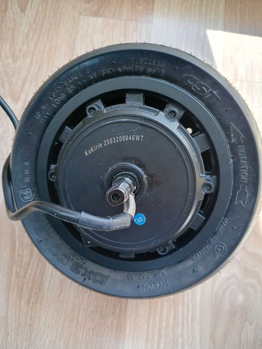 Vând motor kukirin G2 master 2024