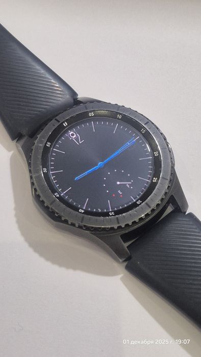 Gear S3 frontier наручные умные часы Samsung