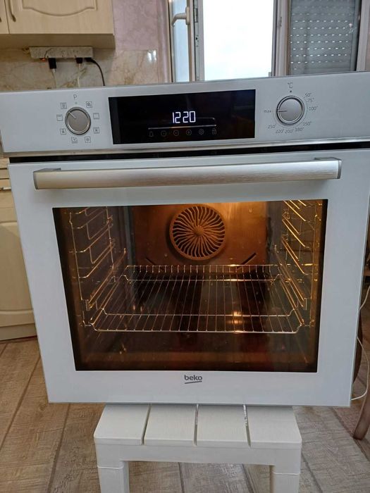 Фурна за вграждане - BEKO BBIM 14300 WMS