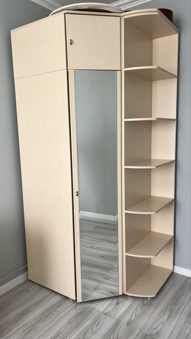 Продам шкаф в хорошем состоянии