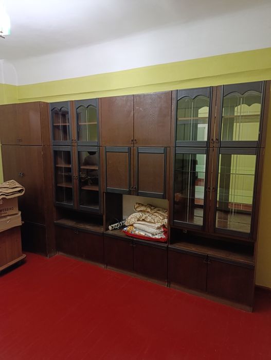 Продам гарнитур.