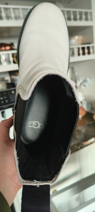 Ghete Chelsea UGG piele alb 37 originale